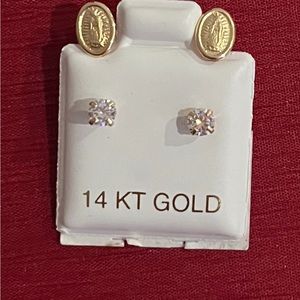 Aretes de 14k. Envios dentro de usa